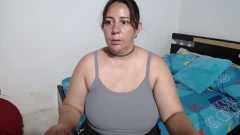 Snapshot of sexy_ticki chatting on 10/17/25, 11:51 janel online show from 10/17/25, 11:51