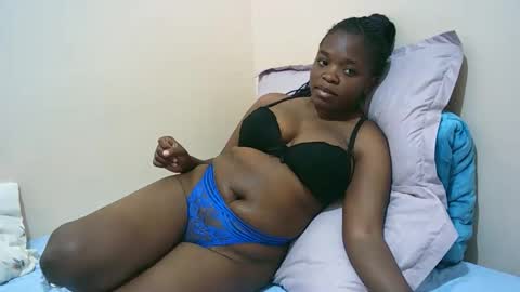 Tiffah online show from 11/12/25, 01:00