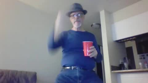 Snapshot of sexy_white_daddy chatting on 03/06/25, 02:51 Daddy online show from 03/06/25, 02:51
