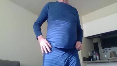 Snapshot of sexy_white_daddy chatting on 03/06/25, 11:31 Daddy online show from 03/06/25, 11:31