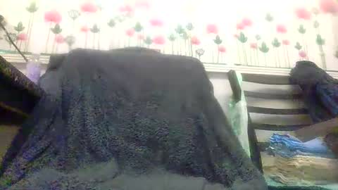 Snapshot of sexy_white_daddy chatting on 10/26/25, 03:07 Daddy online show from 10/26/25, 03:07