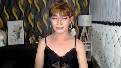 sexy_yllona online show from 11/22/25, 09:30