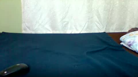 Snapshot of sexyapple2002 chatting on 10/16/25, 07:09 sexyapple2002 online show from 10/16/25, 07:09