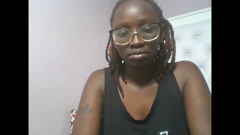 Snapshot of sexyary chatting on 05/19/26, 04:46 sexyary online show from 05/19/26, 04:46