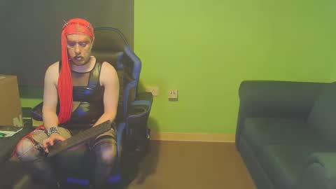 Snapshot of sexyass70 chatting on 11/07/25, 09:15 sexyass72 online show from 11/07/25, 09:15