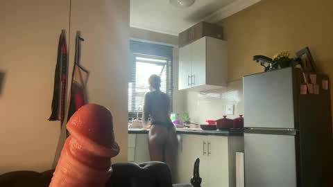 sexyasszeeee online show from 12/19/25, 08:21