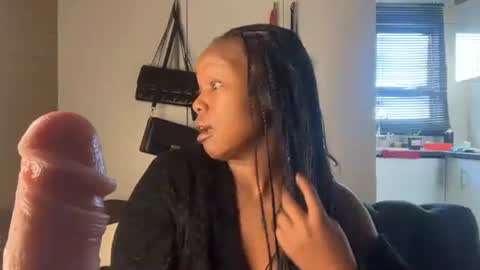 sexyasszeeee online show from 05/10/26, 05:45