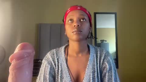 sexyasszeeee online show from 06/12/26, 08:24