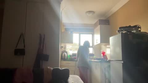 sexyasszeeee online show from 06/17/26, 11:01