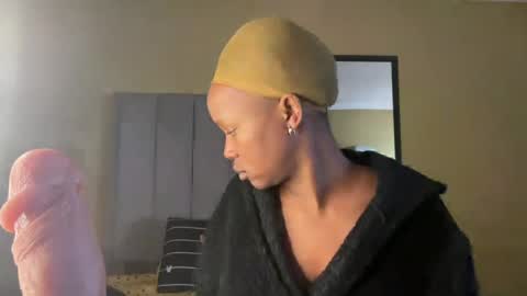 sexyasszeeee online show from 06/24/26, 08:46