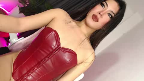 Snapshot of sexybaby2999 chatting on 10/06/25, 10:12 Lexie online show from 10/06/25, 10:12