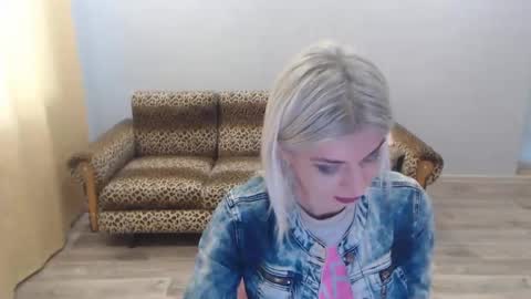 sexybeatriice online show from 12/12/24, 07:19