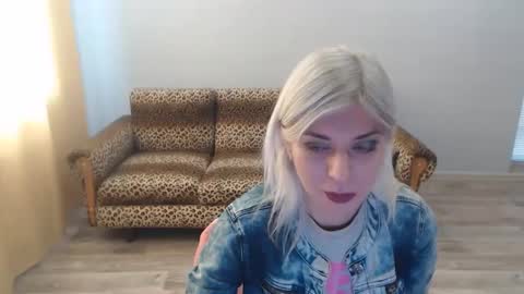 sexybeatriice online show from 12/14/24, 07:18
