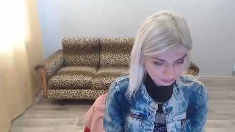 sexybeatriice online show from 12/16/24, 07:04