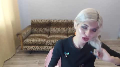 sexybeatriice online show from 01/07/25, 07:20