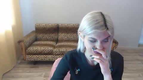 sexybeatriice online show from 01/09/25, 07:21