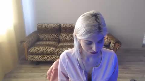 sexybeatriice online show from 01/12/25, 08:25