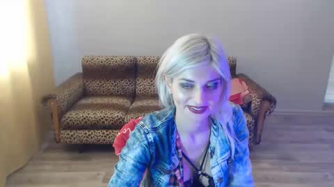sexybeatriice online show from 02/16/25, 01:16