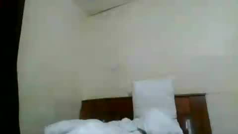Snapshot of sexybeb25 chatting on 08/04/26, 07:11 yvonne online show from 08/04/26, 07:11