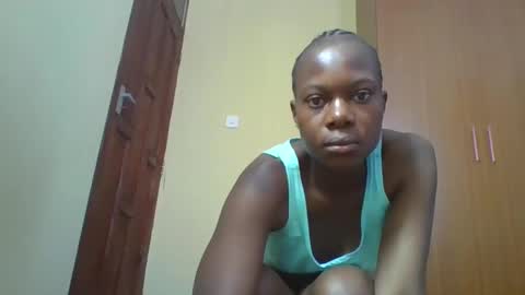 Sexybilha483 online show from 02/12/25, 07:34