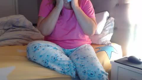 Sexyblonde4u58 online show from 02/02/25, 04:48