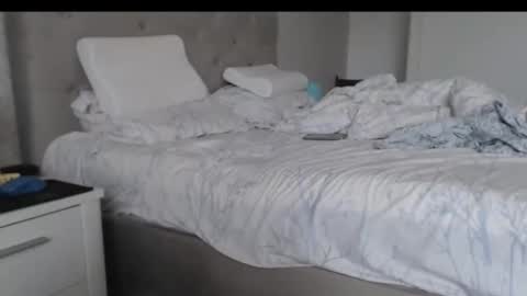 Sexyblonde4u58 online show from 10/23/25, 06:23