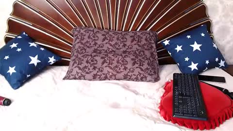Snapshot of sexyblondebush chatting on 03/12/25, 11:42 Lana online show from 03/12/25, 11:42