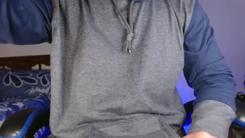 Snapshot of sexyboy_bigclit chatting on 01/11/26, 10:53 Iker online show from 01/11/26, 10:53