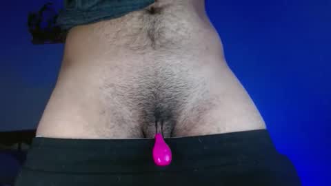 Snapshot of sexyboy_bigclit chatting on 01/13/26, 08:52 Iker online show from 01/13/26, 08:52