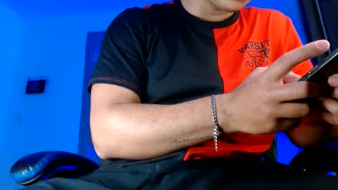 Snapshot of sexyboy_bigclit chatting on 06/09/26, 09:26 Iker online show from 06/09/26, 09:26