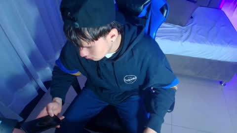 owen sky online show from 10/15/25, 01:22