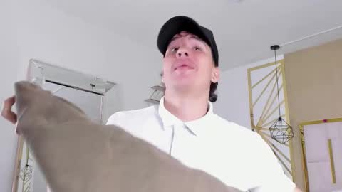 owen sky online show from 10/30/25, 12:28