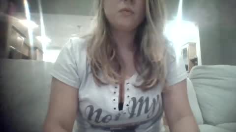 Snapshot of sexybritbrit chatting on 09/14/25, 02:11 SEXYBRITBRIT online show from 09/14/25, 02:11