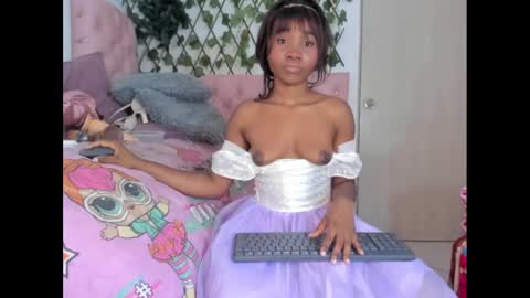 sofia online show from 12/10/24, 10:26