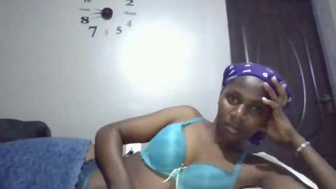 Snapshot of sexycarolina254 chatting on 03/13/26, 08:37 sexycarolina254 online show from 03/13/26, 08:37