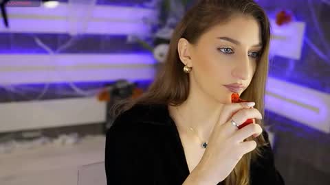 Snapshot of sexycelline chatting on 10/30/25, 05:42 Celline online show from 10/30/25, 05:42