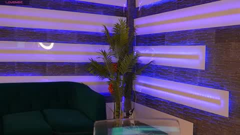 Snapshot of sexycelline chatting on 12/05/25, 06:00 Celline online show from 12/05/25, 06:00