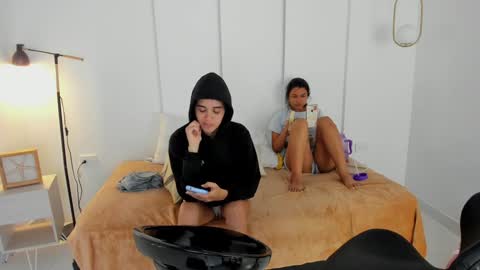 chanell and yina online show from 12/11/24, 04:20