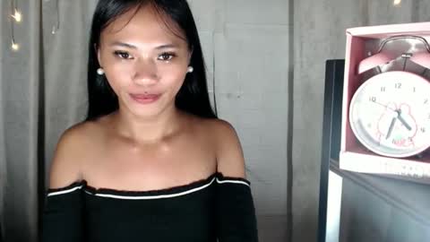 Miss Cheng online show from 09/13/25, 04:29