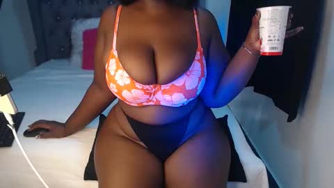 sexychocco online show from 11/16/25, 10:32