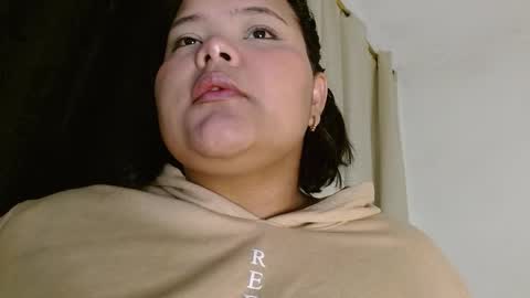 Snapshot of sexychubbyy chatting on 02/12/25, 05:15 Eva online show from 02/12/25, 05:15