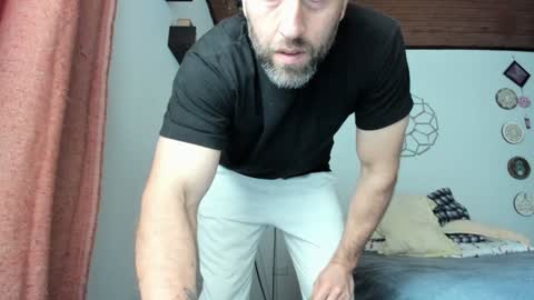 Antonioylola online show from 01/05/25, 04:38