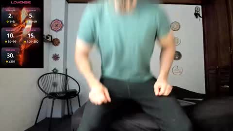 Antonioylola online show from 10/17/25, 01:14