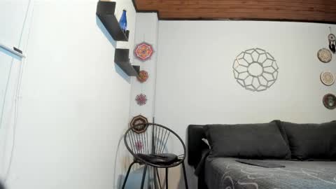 Snapshot of sexycolombian2022 chatting on 05/17/26, 03:30 Antonioylola online show from 05/17/26, 03:30