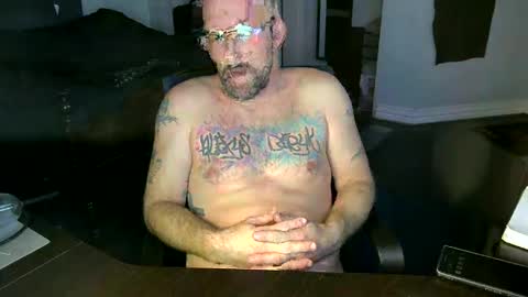 Snapshot of sexydaddy115851 chatting on 12/04/25, 11:08 Jasyn online show from 12/04/25, 11:08