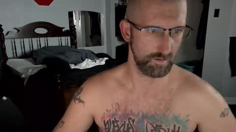 Snapshot of sexydaddy115851 chatting on 01/12/26, 07:35 Jasyn online show from 01/12/26, 07:35