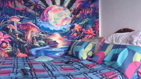 Snapshot of sexydarkhunter2 chatting on 12/17/25, 08:59 Mike online show from 12/17/25, 08:59