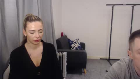 Snapshot of sexydeezz chatting on 02/06/25, 10:43 SexyDeezZ online show from 02/06/25, 10:43