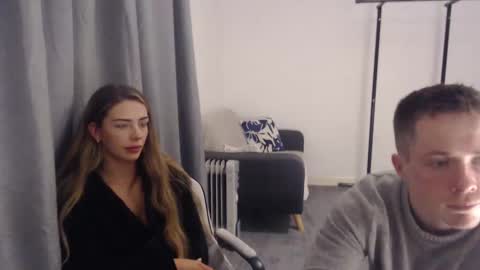 Snapshot of sexydeezz chatting on 02/20/25, 12:30 SexyDeezZ online show from 02/20/25, 12:30
