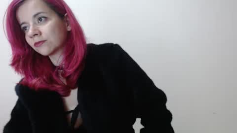 Snapshot of sexydemonangel chatting on 02/14/26, 06:21 sexydemonangel online show from 02/14/26, 06:21